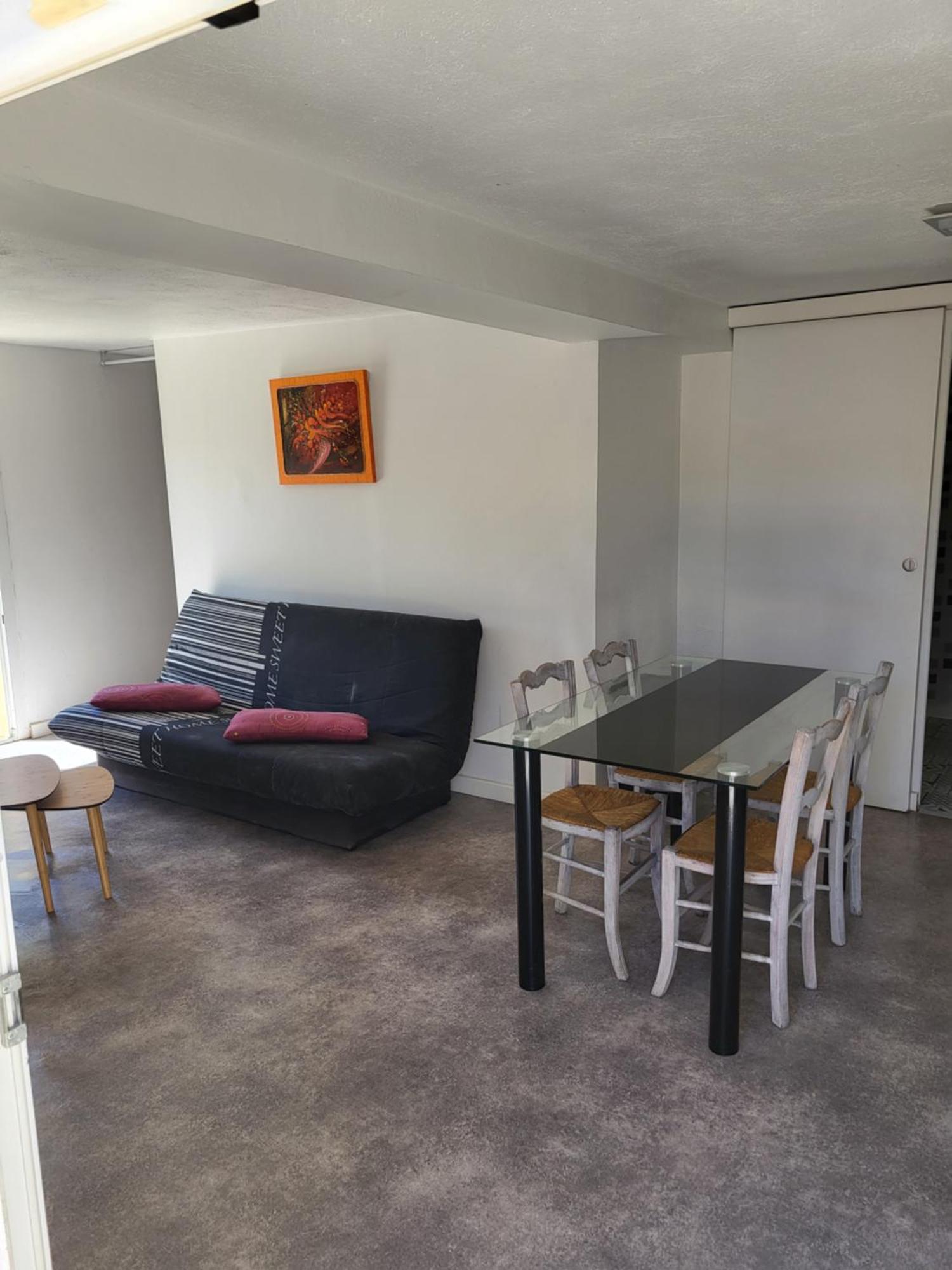 Apartment Jolie T2 Independant Dans Sollies-Ville