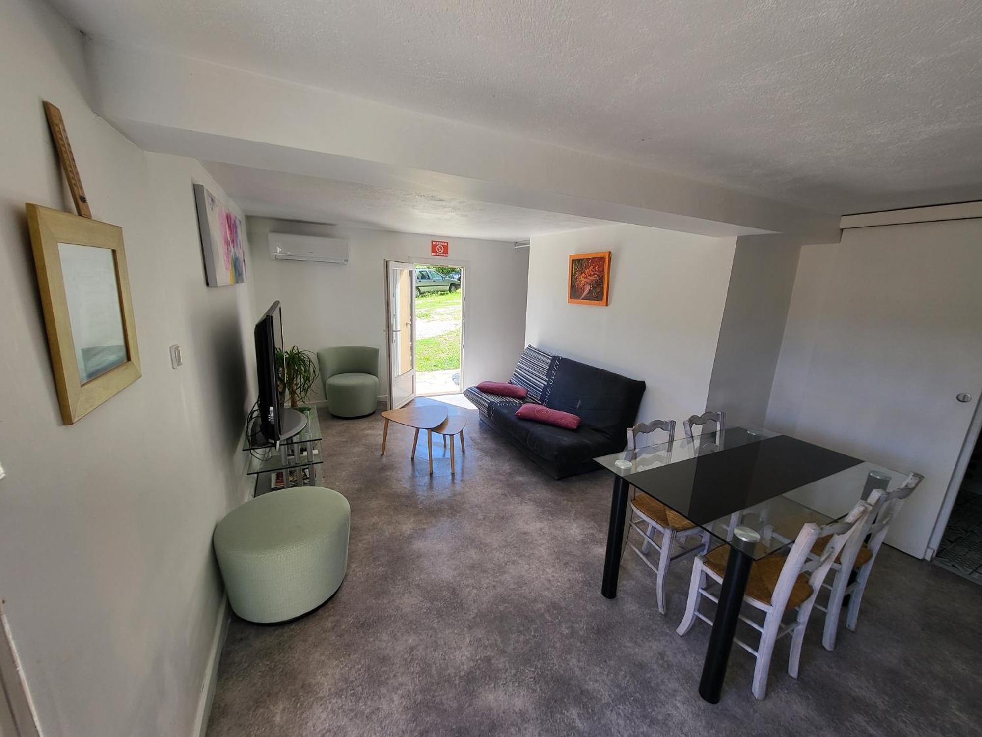 Jolie T2 Independant Dans Appartement
